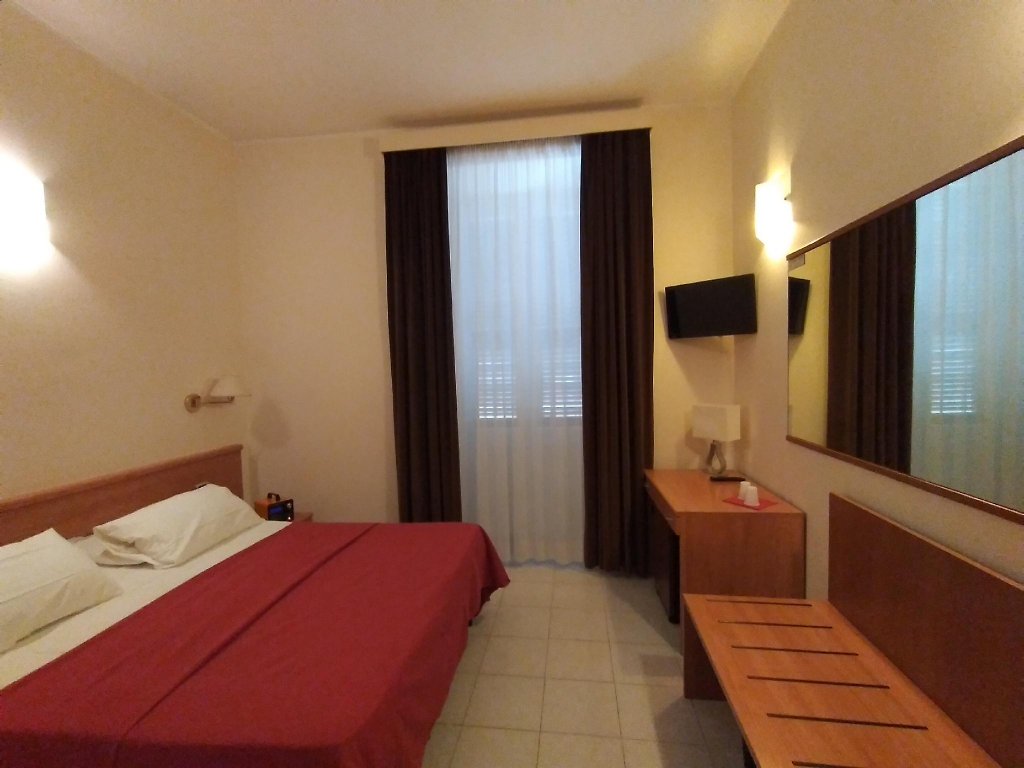 Фото Hotel Principe Eugenio