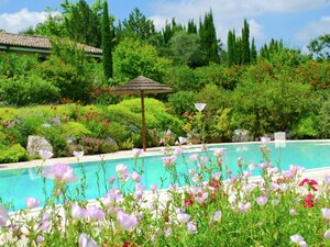 Luxurious Villa in Montelupone With Private Swimming Pool