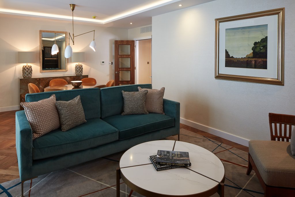 Фото Cheval Gloucester Park