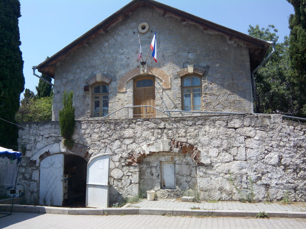 Landmark, attraction Винные подвалы Имения Форос, Republic of Crimea, photo