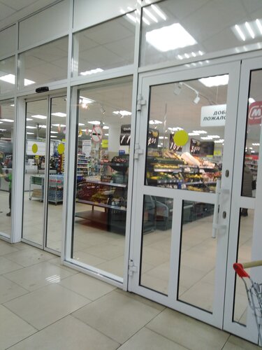 Больше не работает: Магнит, магазин продуктов, Воронежская область, Россошь, Про