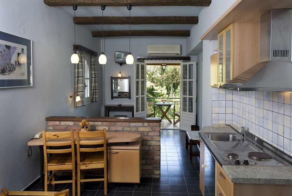 Фото Hotel Yannis Corfu