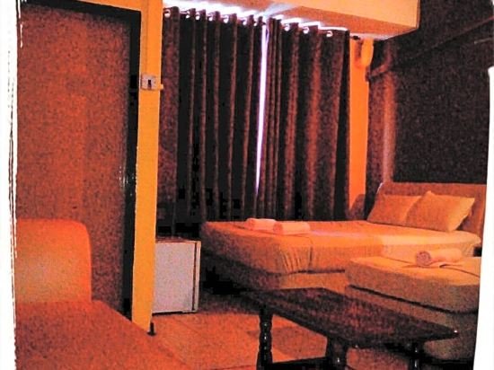 Фото Hotel Teratai Tenang