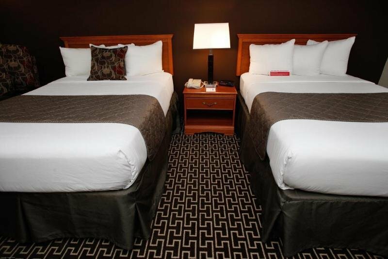 Гостиница Delta Hotels by Marriott Grand Rapids Airport