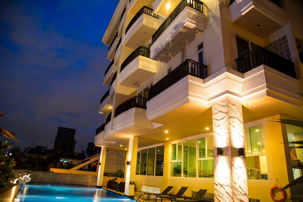 Hotel Patio Luxury Suites, Bangkok, photo