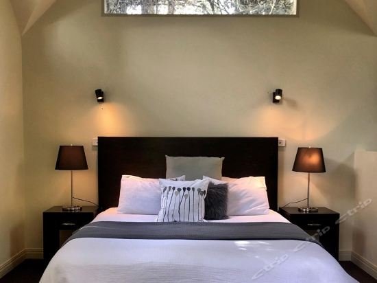 Фото Lochiel Luxury Accommodation