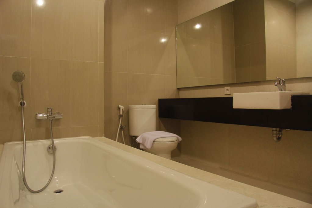 Фото The Sun Hotel Madiun