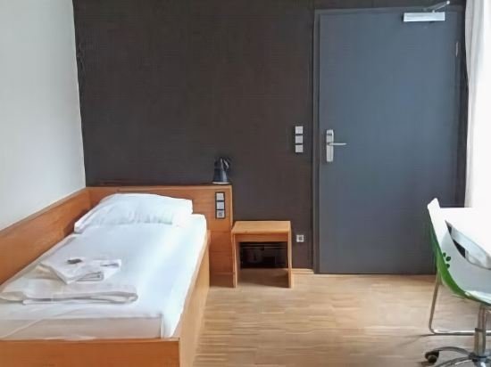 Фото Five Elements Hostel Leipzig