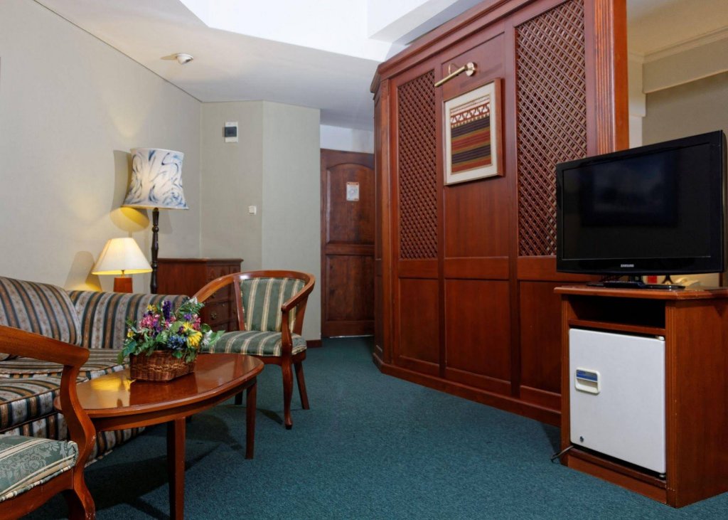 Фото Paragon Gallery Hotel