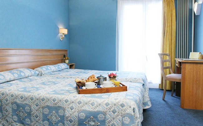 Фото Hotel Americain