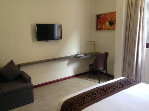 Фото Green Rose Hotel