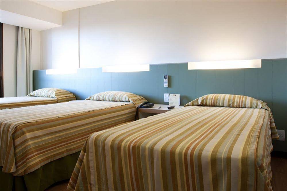 Фото St. Paul Plaza