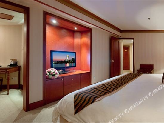 Фото Golden Port Hotel