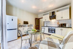 Веста (Kremenchugskaya Street, 11к2), short-term housing rental