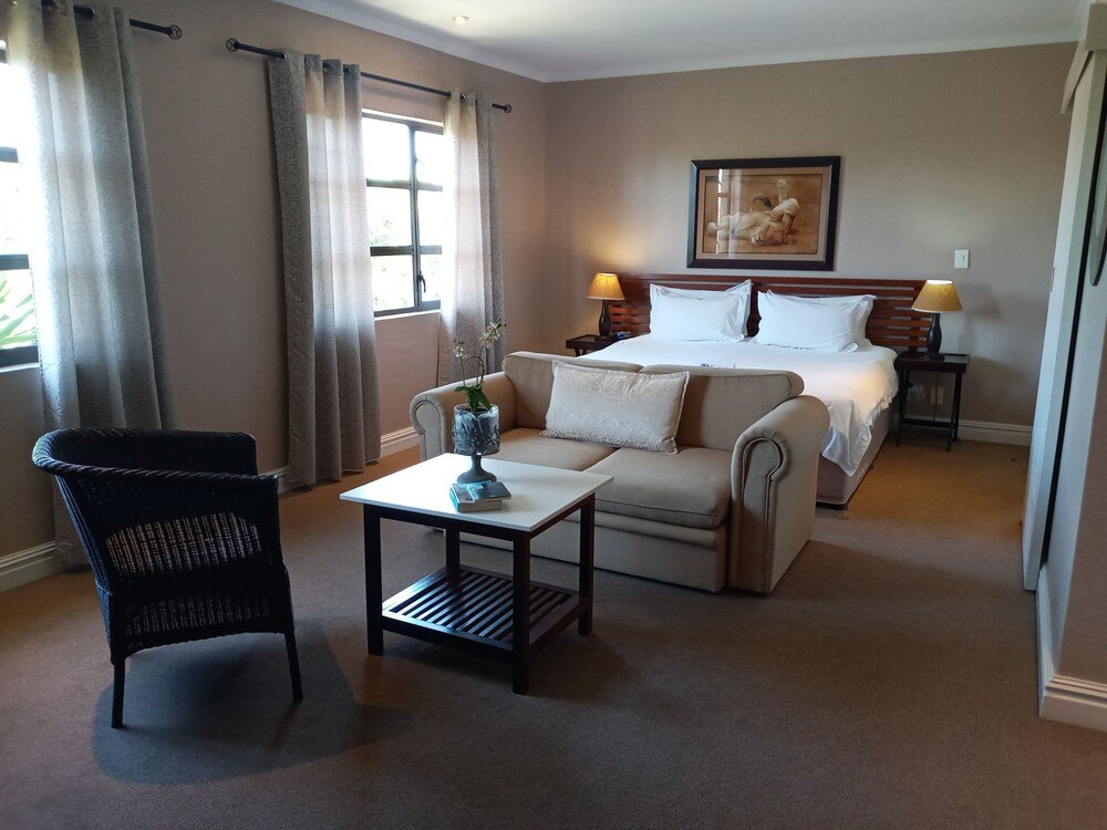 Фото La Roche Guest House