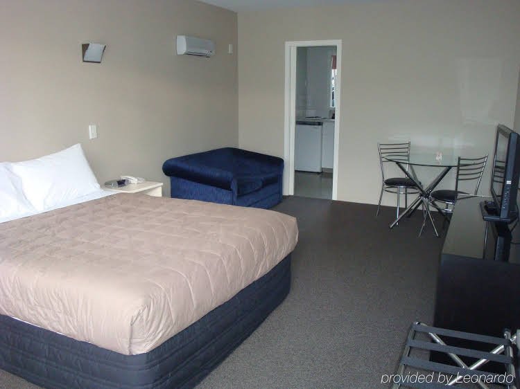 Фото Belmont Motor Inn