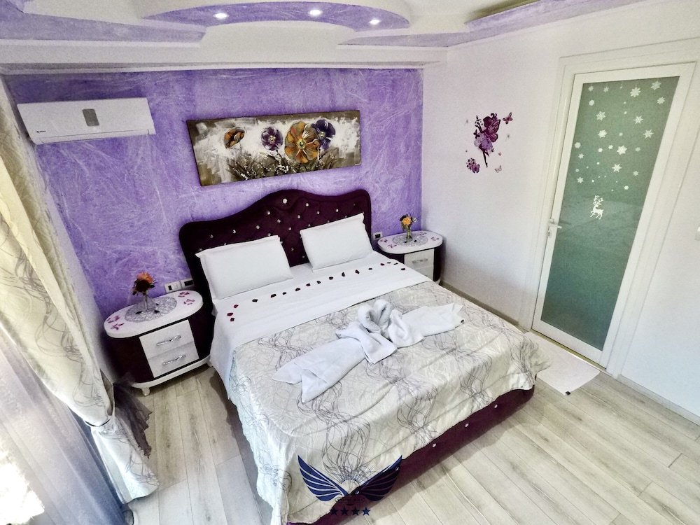 Фото Ilio Boutique Hotel