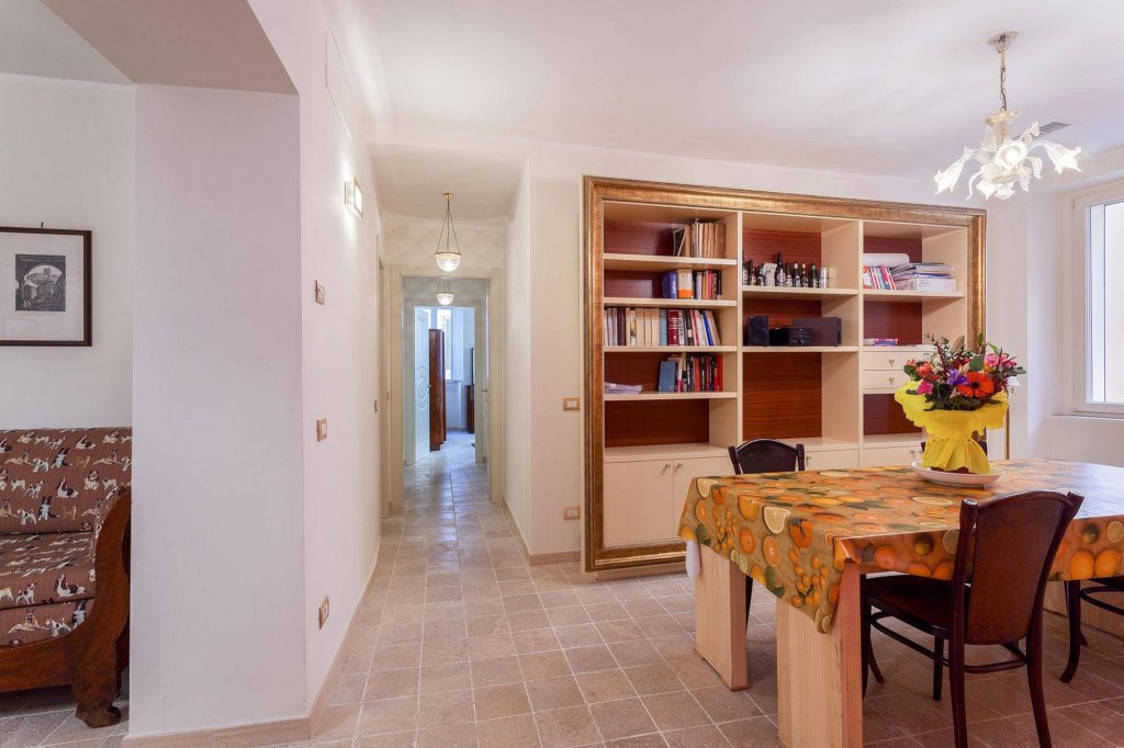 Фото Charming 3br in Piazza di Spagna by Sonder