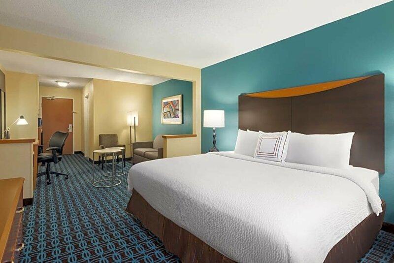 Гостиница Fairfield Inn Grand Forks в Гранд-Форксе