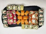 Tokyo Box (Sovetskaya Street, 14), food and lunch delivery