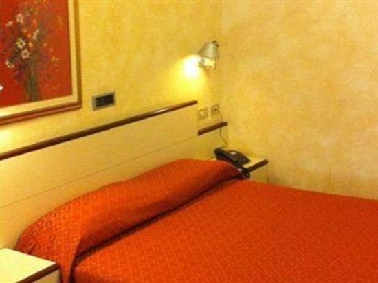 Фото Le Petit Hotel