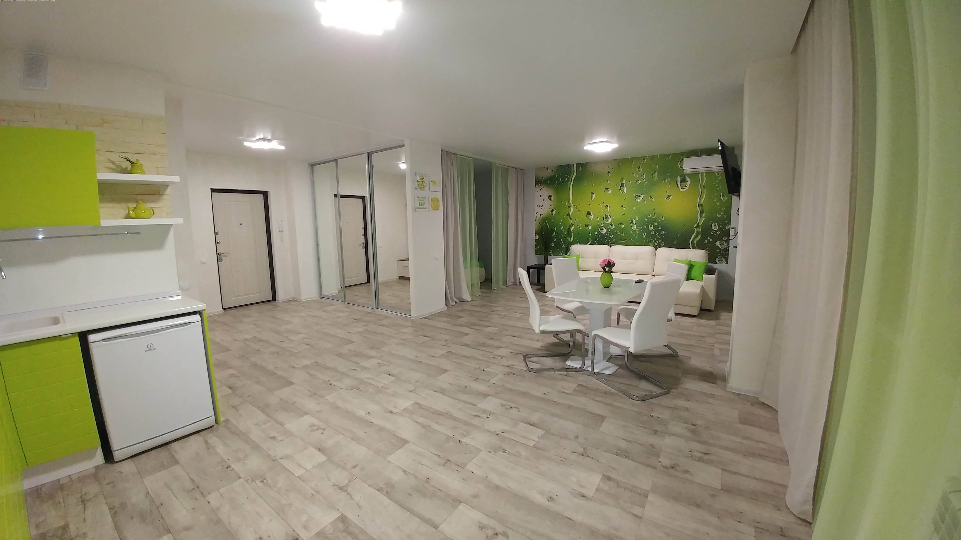 Фото Много квартир 73 на Федерации  130а