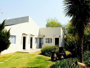 Гостиница La Coscello Guest House в Эденвале