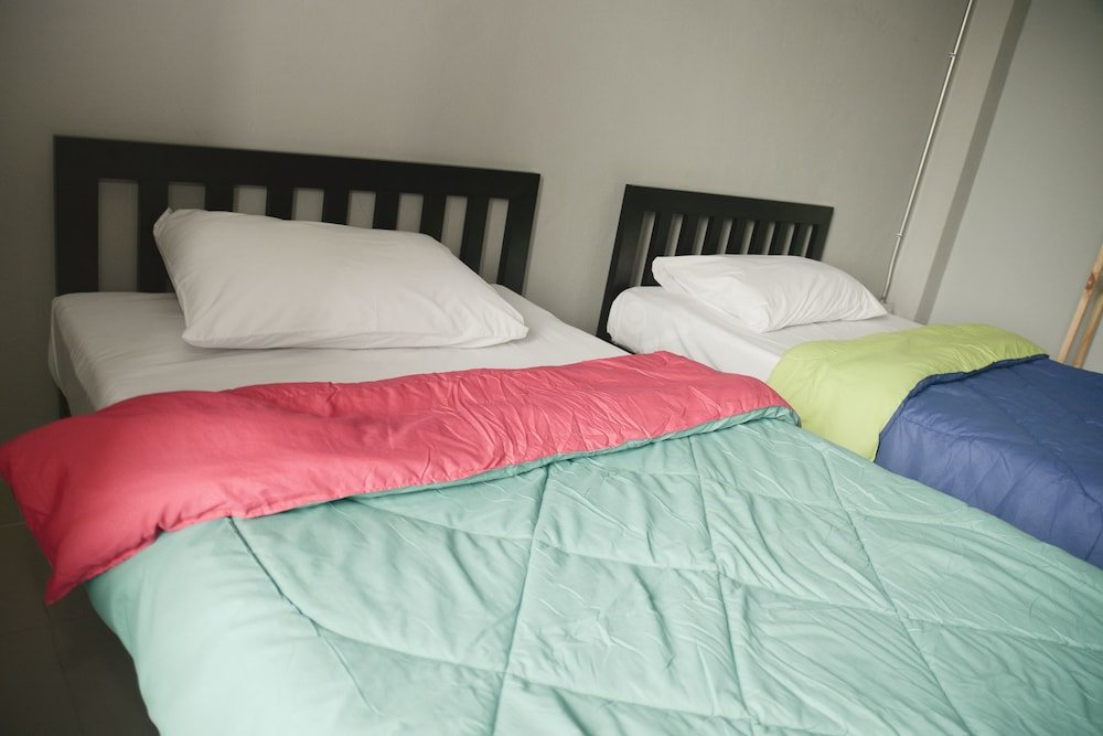 Фото Oyo 1084 Guyasuka Ratchada - Hostel