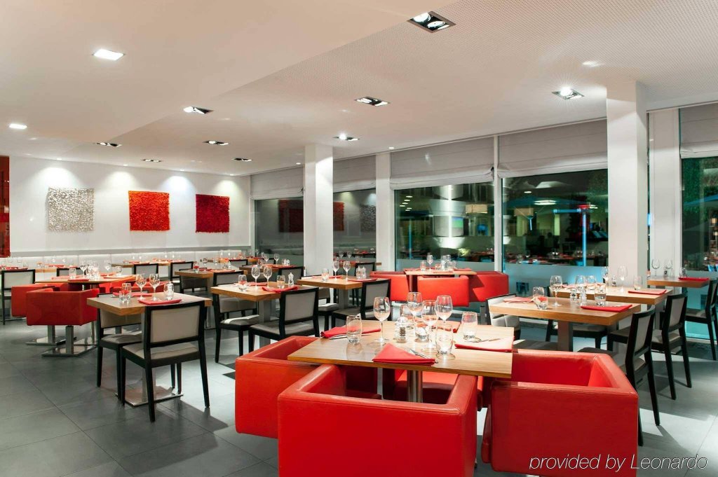 Фото Novotel Antwerpen