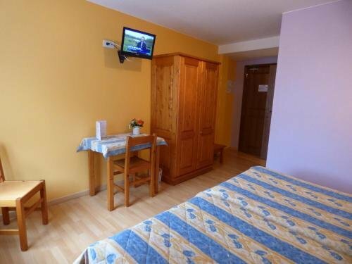 Гостиница Hotel Restaurant Du Chalet в Сене-Дье-де-Во