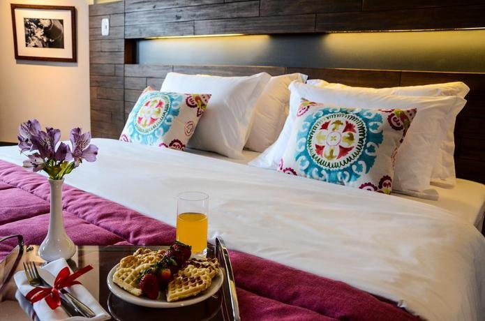 Фото Hotel Cercano