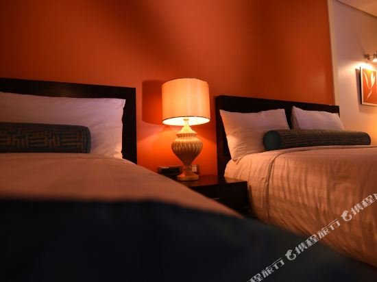 Фото Thunderbird Resorts - Poro Point