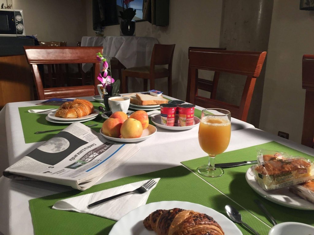 Фото Hotel Nueva Plaza