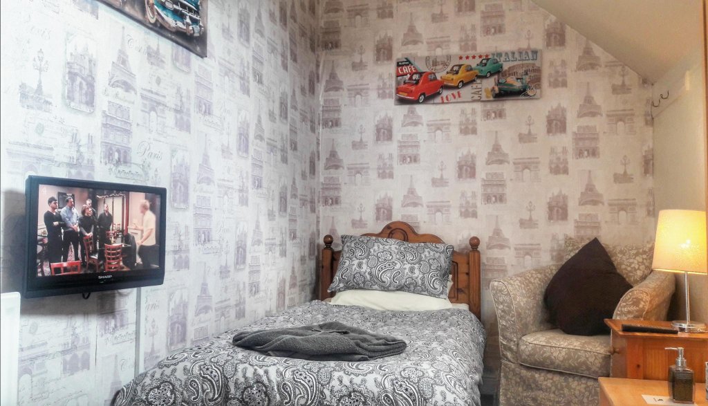 Фото Kirk Lea Guest House