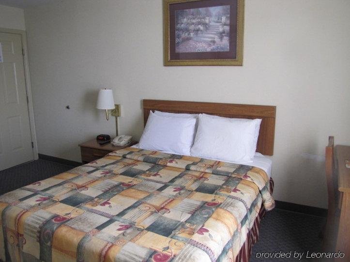 Фото Clarion Inn & Suites Atlanta Downtown