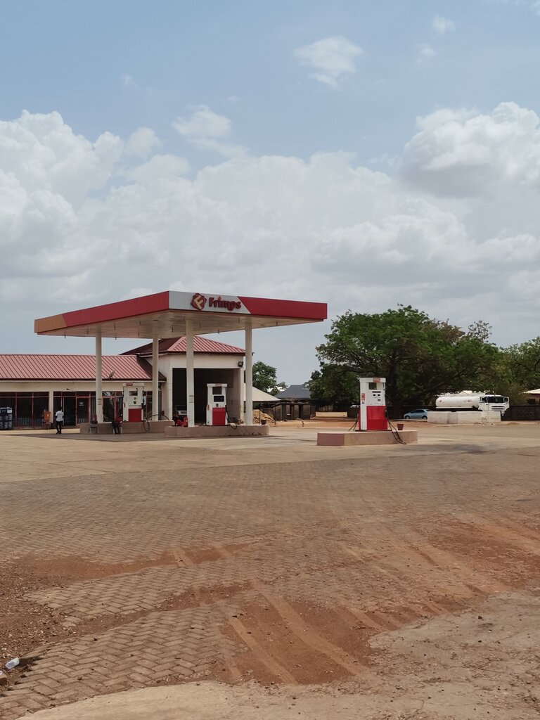 Gas station Frimps Oil, Dungu, Tamale, photo