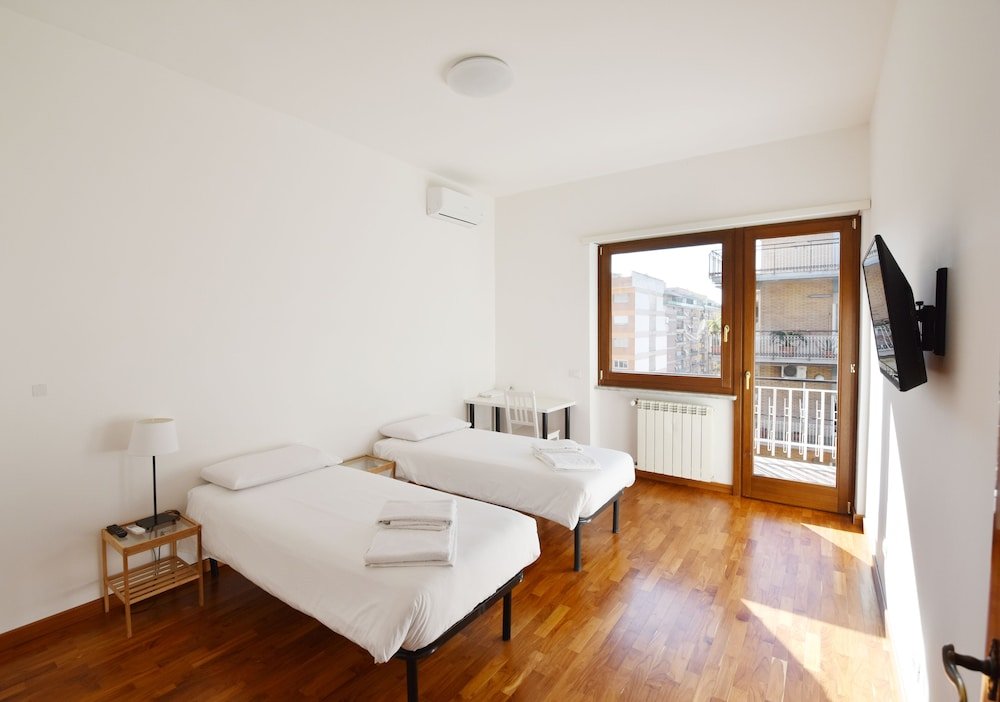 Фото Nice & Warm Rooms