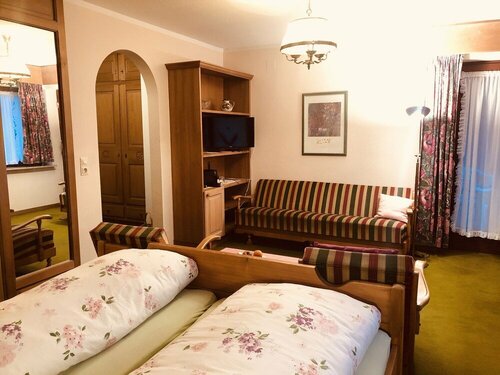 Внешний вид отеля Adler Stube в Мюнстертали, фото 3