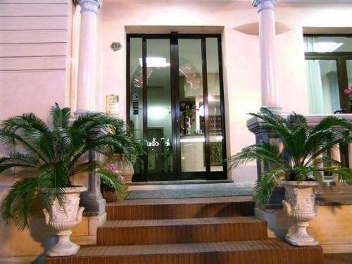 Фото Hotel Villa Luigia