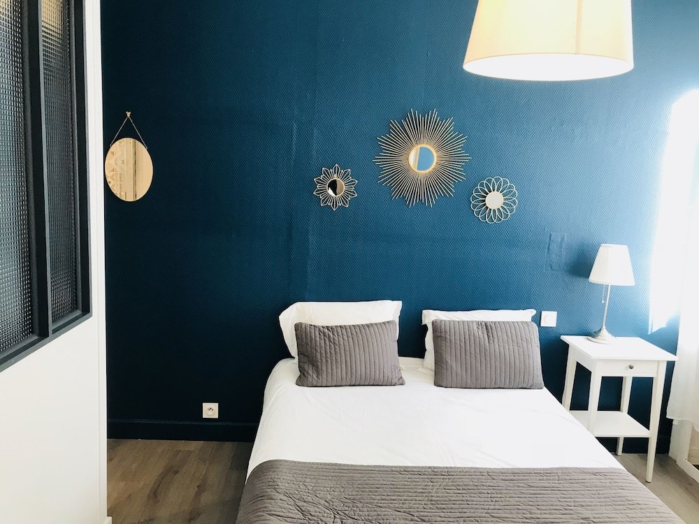 Фото Hôtel Saint-Michel