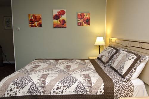 Фото Thriftlodge Cochrane South