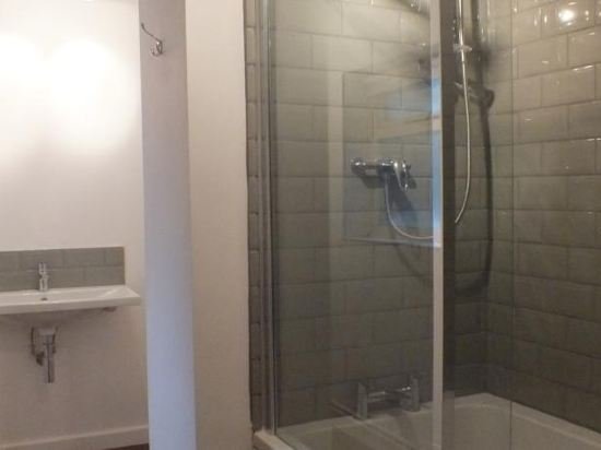 Фото The Garden Flat