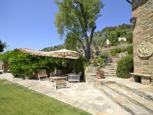 Quaint Villa With Private Pool in Cortona Italy