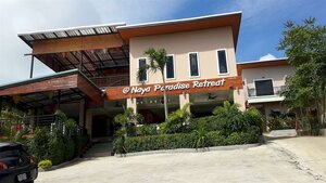 Naiharn Retreat Resort