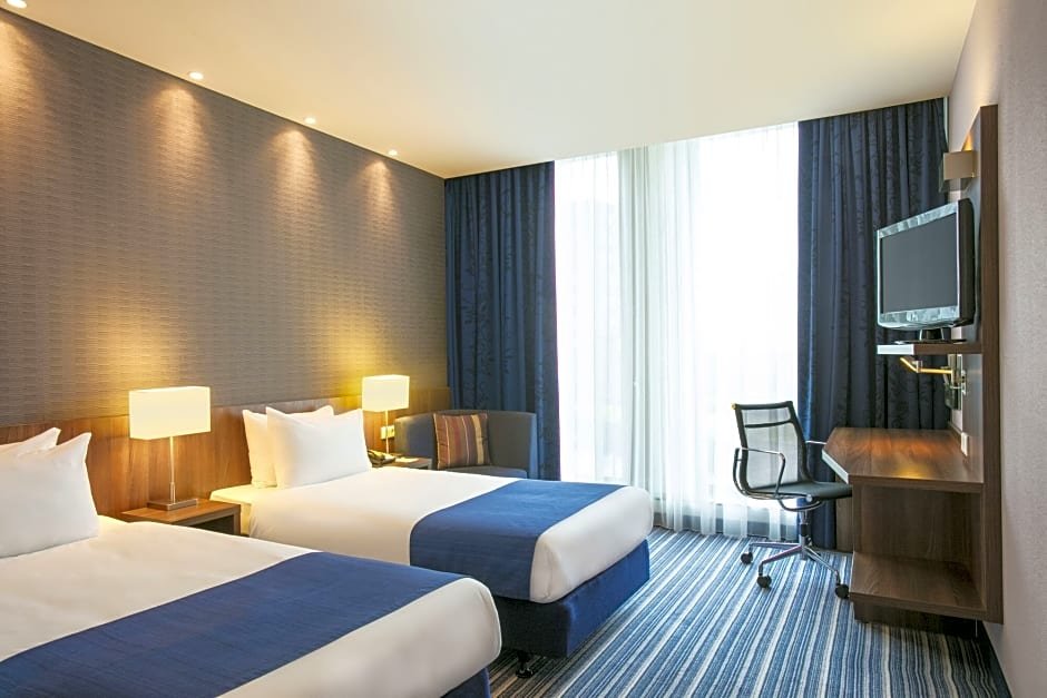 Фото Holiday Inn Express Amsterdam - South, an Ihg Hotel