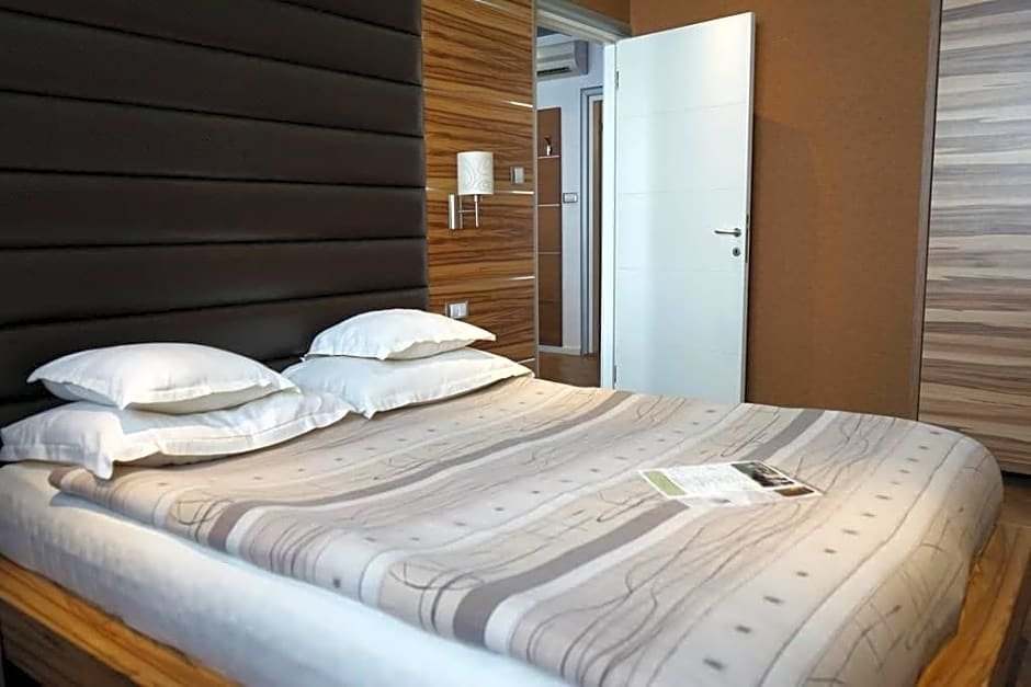 Фото Nobel Design Hotel