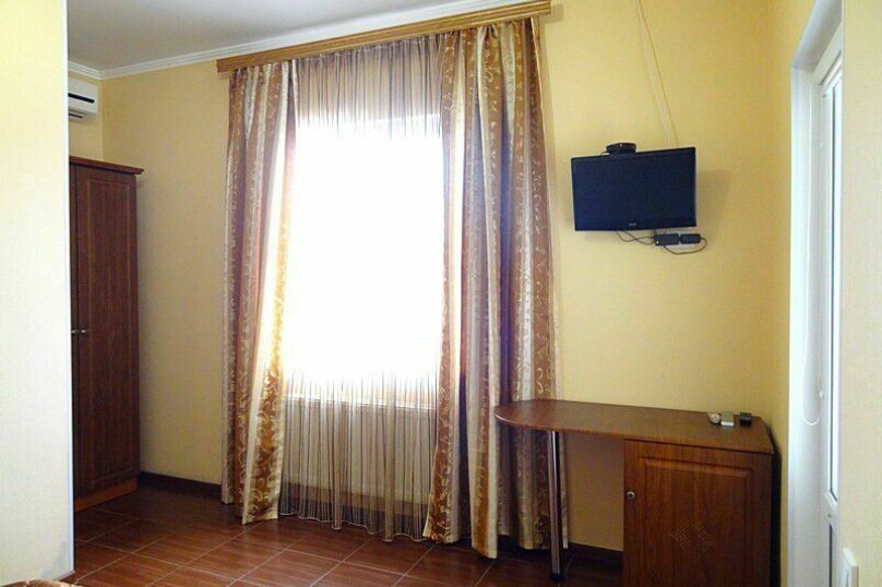 Фото Селена