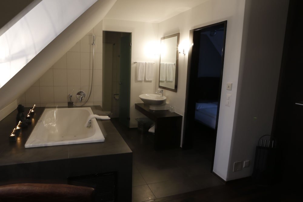 Фото Boutique Hotel Weisses Kreuz