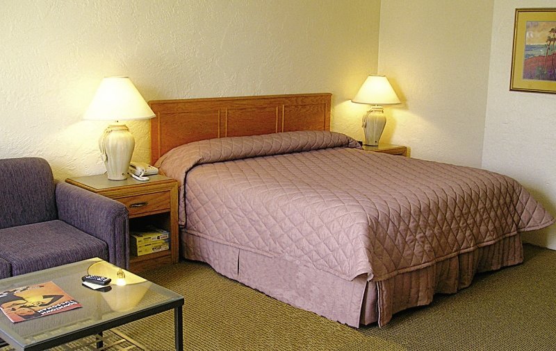 Фото Ramada by Wyndham Tucson