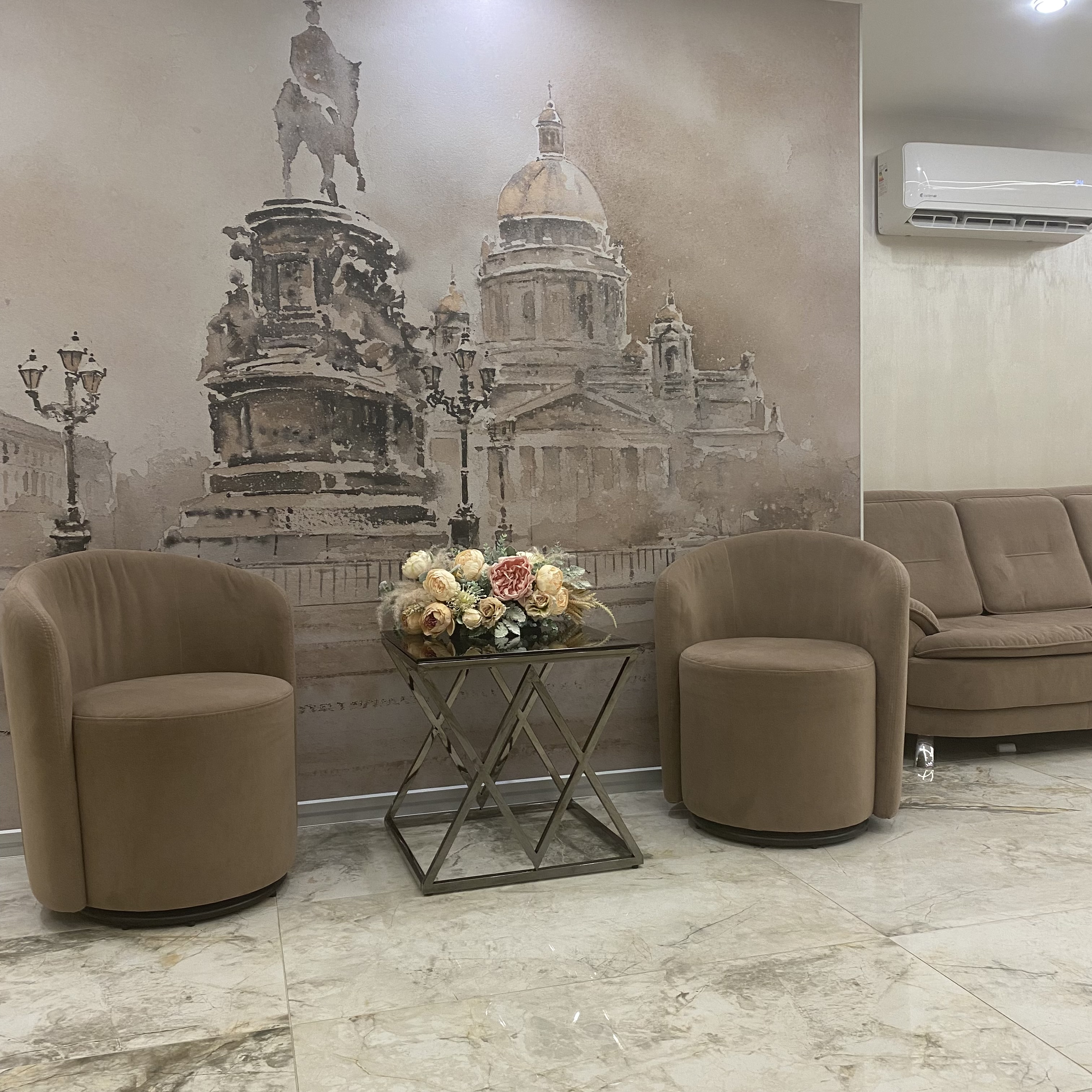 Фото Ленинградский